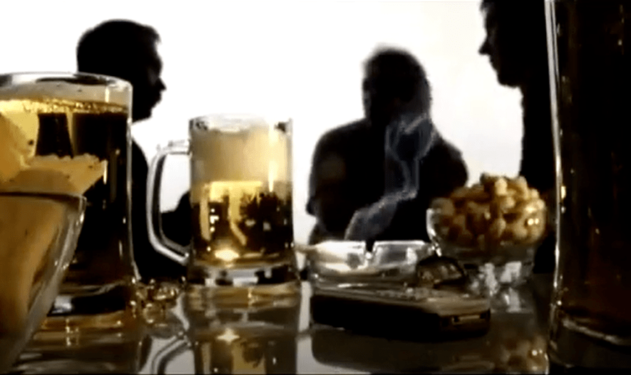 Drinking alcohol in male company